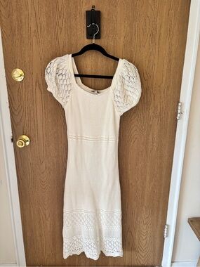 Freshman Cream Knit Midi Dress with Lace Sleeves